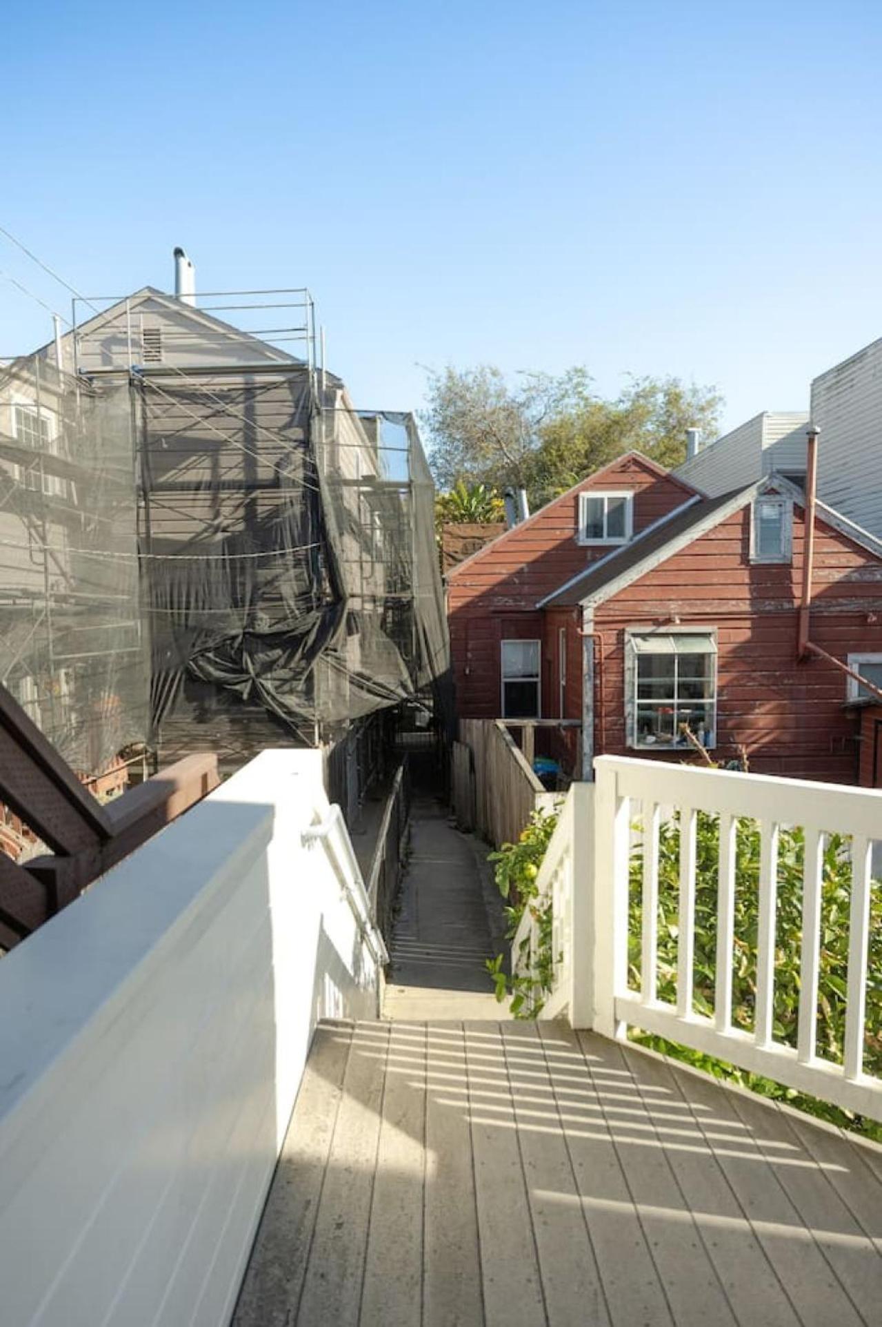 Mid-century Style In The Heart Of The Mission Holiday home *