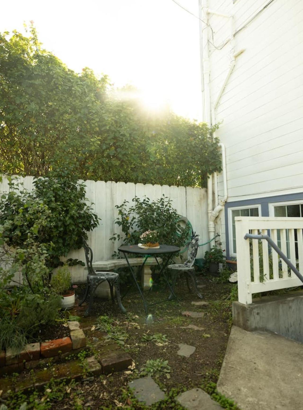 Mid-century Style In The Heart Of The Mission